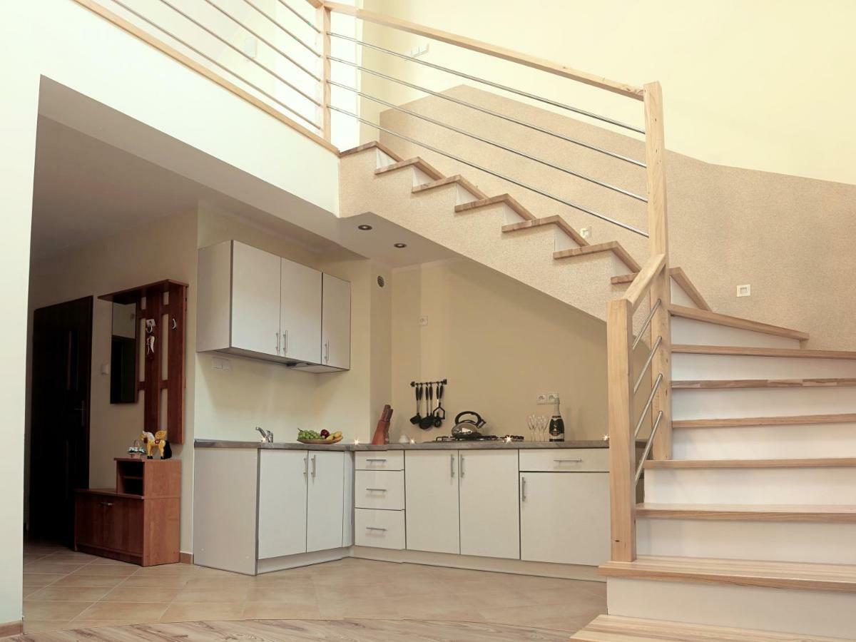 Apartamenty Przy Trakcie Cesarskim Wegierska Gorka Buitenkant foto
