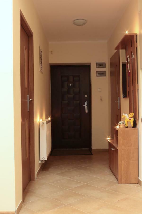 Apartamenty Przy Trakcie Cesarskim Wegierska Gorka Buitenkant foto